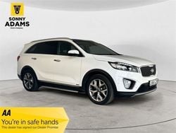 White Used 2016 Kia Sorento 4 SUV | £16,490 (Fair price)