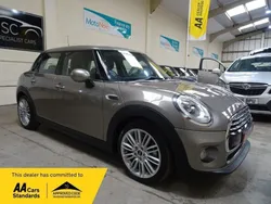 Silver Used 2017 Mini Cooper Hatch Hatchback | £10,000 (Good price)