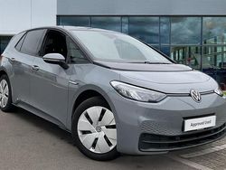 Moonstone grey black Used 2023 VW ID.3 Pro Hatchback | £17,685 (Fair price)