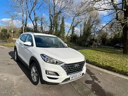 White Used 2019 Hyundai Tucson SE SUV | £15,995 (Fair price)