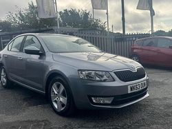 Grey Used 2013 Skoda Octavia SE Hatchback | £4,495 (Fair price)