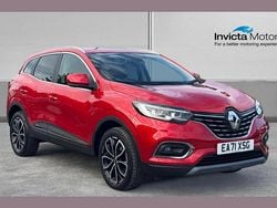 Flame red metallic Used 2021 Renault Kadjar Version S SUV | £12,750 (Fair price)