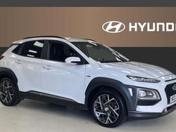 White Used 2021 Hyundai Kona Premium SE SUV | £17,962 (Fair price)