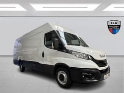 White Used 2022 Iveco Daily Van | £19,500 (Expensive)