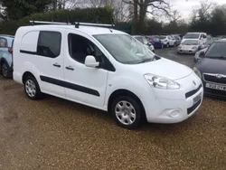 White Used 2015 Peugeot Partner S MPV | £4,000 (Fair price)