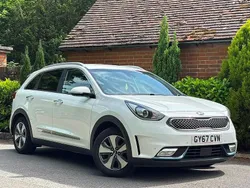 White Used 2017 Kia Niro 3 SUV | £9,995 (Good price)