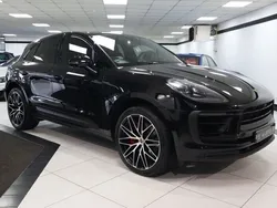 Black Used 2021 Porsche Macan SUV | £47,949 (Fair price)