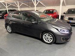 Silver Used 2016 Kia Ceed Hatchback | £4,990 (Good price)