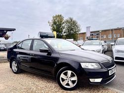 Black Used 2014 Skoda Octavia SE Hatchback | £3,795