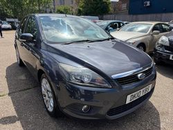 Grey Used 2010 Ford Focus Zetec Hatchback | £1,995 (Fair price)