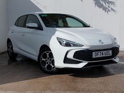 White Used 2024 MG MG3 Trophy Hatchback | £17,498 (Fair price)