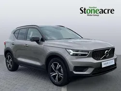 Grey Used 2022 Volvo XC40 R-Design SUV | £27,995 (Fair price)