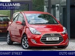 Red Used 2016 Hyundai ix20 SE MPV | £5,690 (Fair price)