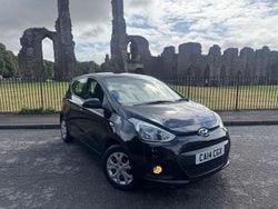 Black Used 2014 Hyundai i10 SE Hatchback | £4,499 (Fair price)