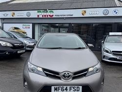 Bronze Used 2014 Toyota Auris Plus | £6,299 (Fair price)