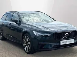 Used 2025 Volvo V90 Plus Estate | £42,950 (Expensive)