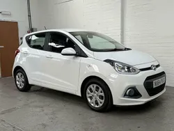 White Used 2014 Hyundai i10 SE Hatchback | £4,000 (Fair price)