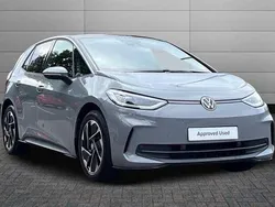 Moonstone grey with solid black roof Used 2025 VW ID.3 Pro Hatchback | £25,895