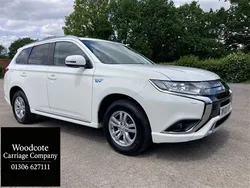 White Used 2020 Mitsubishi Outlander SUV | £13,995 (Super price)