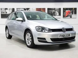 Silver Used 2015 VW Golf VII SE Estate | £7,993 (Fair price)