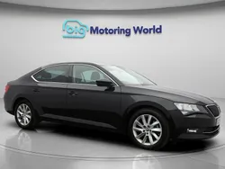 Black Used 2019 Skoda Superb SE Technology Hatchback | £14,600 (Good price)