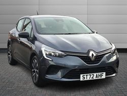 Metallic shadow grey Used 2022 Renault Clio V Evolution Hatchback | £13,495 (Fair price)