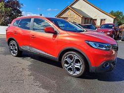 Red Used 2017 Renault Kadjar Dynamique SUV | £7,495 (Fair price)