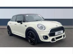 White Used 2019 Mini Cooper Sport Hatchback | £13,985 (Fair price)
