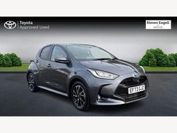 Grey Used 2023 Toyota Yaris Hybrid Design Hatchback | £19,000 (Fair price)