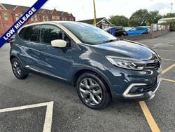 Blue Used 2018 Renault Captur GT-Line SUV | £9,995 (A bit pricey)