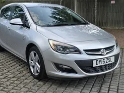 Silver Used 2015 Vauxhall Astra SRi Hatchback | £4,695 (Good price)
