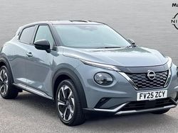 Two tone special ceramic grey with solid black r New 2025 Nissan Juke Tekna+ SUV | £25,889 (Fair price)