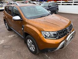 Orange Used 2018 Dacia Duster Comfort SUV | £8,990 (Fair price)