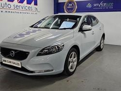 Blue Used 2014 Volvo V40 SE Hatchback | £7,995 (Fair price)