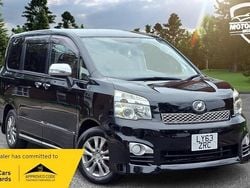 Black Used 2013 Toyota Voxy MPV | £8,750 (Fair price)