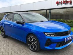 Blue Used 2024 Vauxhall Astra Ultimate Hatchback | £23,695 (Expensive)