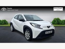 White Used 2024 Toyota Aygo X PURE SUV | £12,793