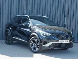 Black Used 2024 Renault Captur Engineered SUV | £21,498 (Fair price)