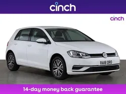 White Used 2018 VW Golf VII SE Hatchback | £13,099 (Fair price)