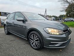Grey Used 2018 VW Golf VII SE Hatchback | £8,700 (Fair price)