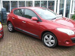 Red Used 2009 Renault Mégane III Dynamique Hatchback | £1,325 (Fair price)