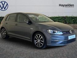 Grey Used 2017 VW Golf VII SE Hatchback | £11,785 (Fair price)