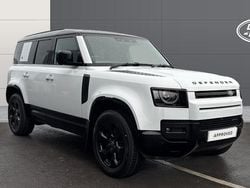 Used 2025 Land Rover Defender HSE Dynamic Estate | £57,610 (Good price)