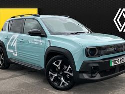 Used 2025 Renault R4 Komfort Estate | £24,440