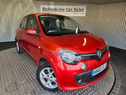 Red Used 2015 Renault Twingo Dynamique Hatchback | £4,000 (Good price)