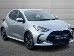 Silver New 2025 Toyota Yaris Hybrid Design Hatchback | £21,499 (Good price)