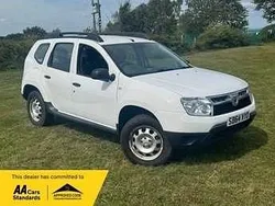 White Used 2014 Dacia Duster Acces SUV | £3,049 (Fair price)