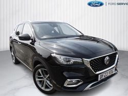 Shadow black Used 2023 MG HS Exclusive SUV | £19,999 (A bit pricey)