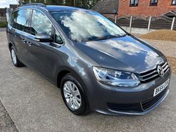Grey Used 2014 VW Sharan SE MPV | £10,995 (Expensive)