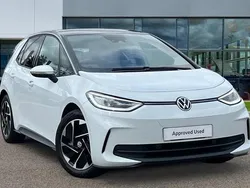 Glacier white metallic black Used 2024 VW ID.3 Pro Hatchback | £24,881